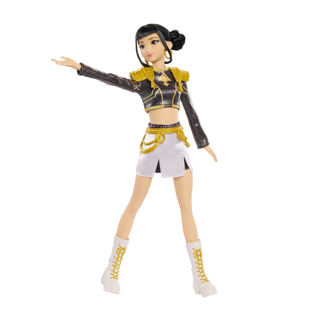 KPop Demon Hunters HUNTR/X Zoey Golden Singing Doll